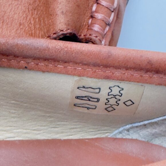 CLARKS Flat Loafers Size UK 5 US 7 - Picture 10 of 12